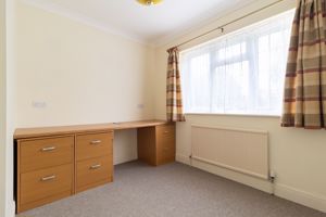 6 Rushton Avenue South Godstone